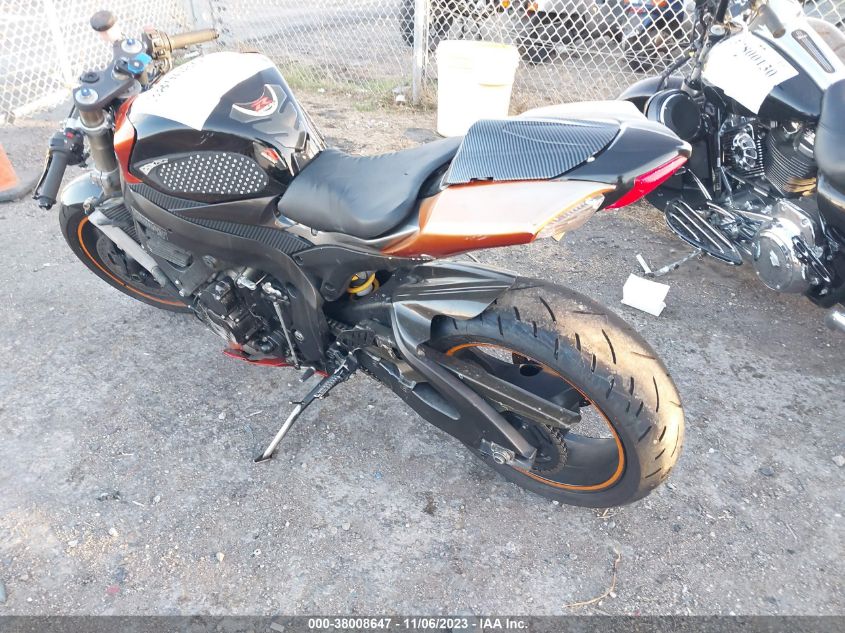 2008 SUZUKI GSX-R600 - JS1GN7EA582107906