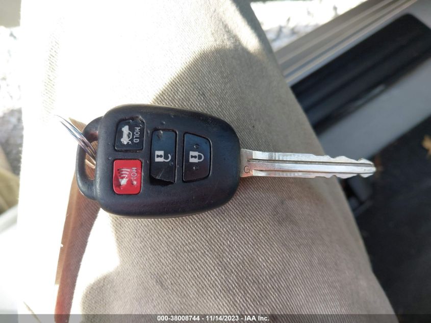 2013 TOYOTA CAMRY L/SE/LE/XLE - 4T4BF1FK6DR334569