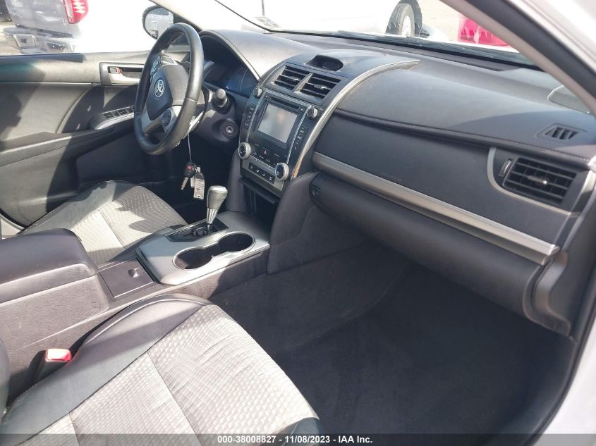 2014 TOYOTA CAMRY SE - 4T1BF1FK4EU818400