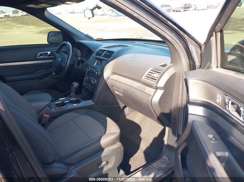 VIN 1FM5K7D86JGC94288 2018 FORD EXPLORER XLT