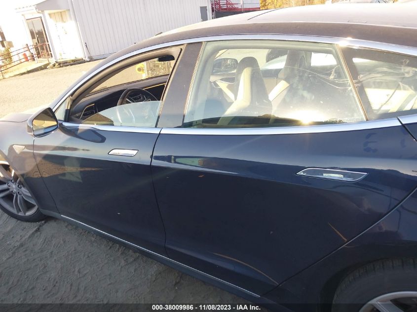 2014 TESLA MODEL S - 5YJSA1H14EFP50390