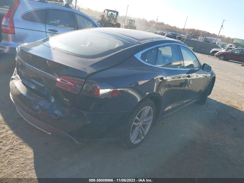 2014 TESLA MODEL S - 5YJSA1H14EFP50390