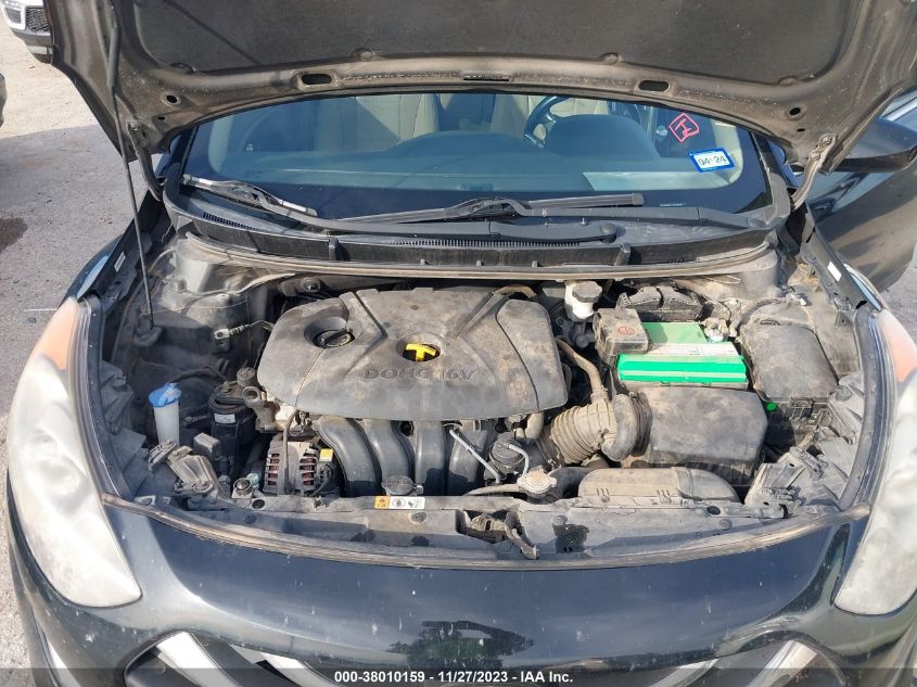 2013 HYUNDAI ELANTRA GT - KMHD35LE1DU106271