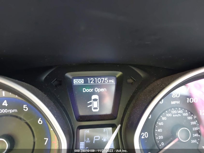 2013 HYUNDAI ELANTRA GT - KMHD35LE1DU106271