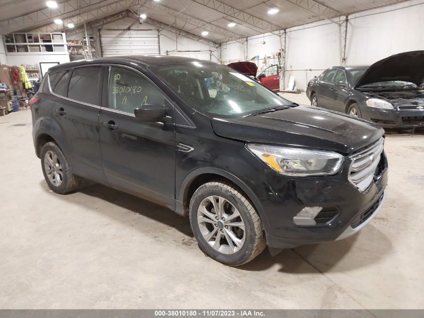 2019 FORD ESCAPE SE - 1FMCU9GD0KUA23719