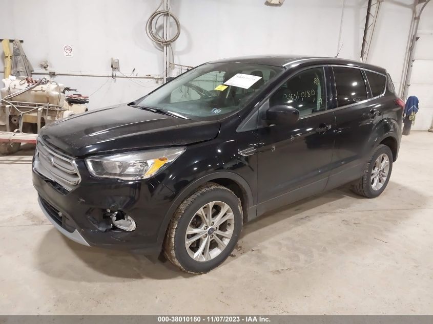 2019 FORD ESCAPE SE - 1FMCU9GD0KUA23719