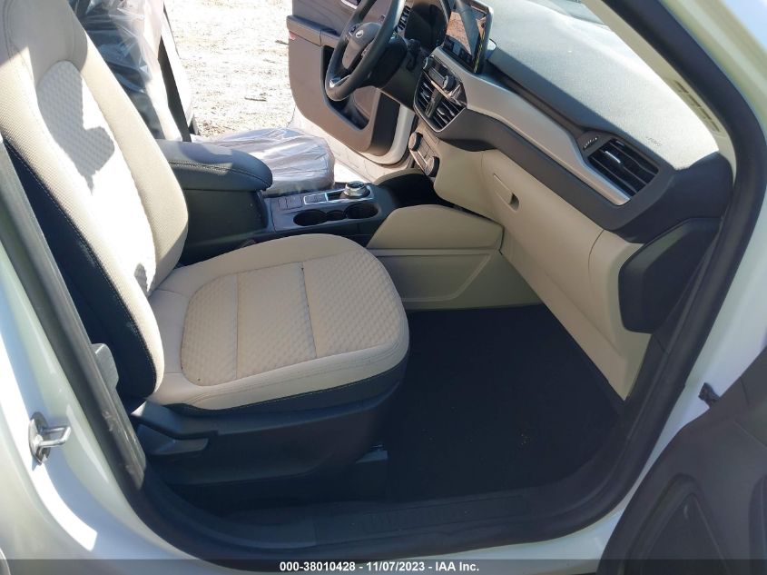 2022 FORD ESCAPE SE - 1FMCU0G60NUB38595