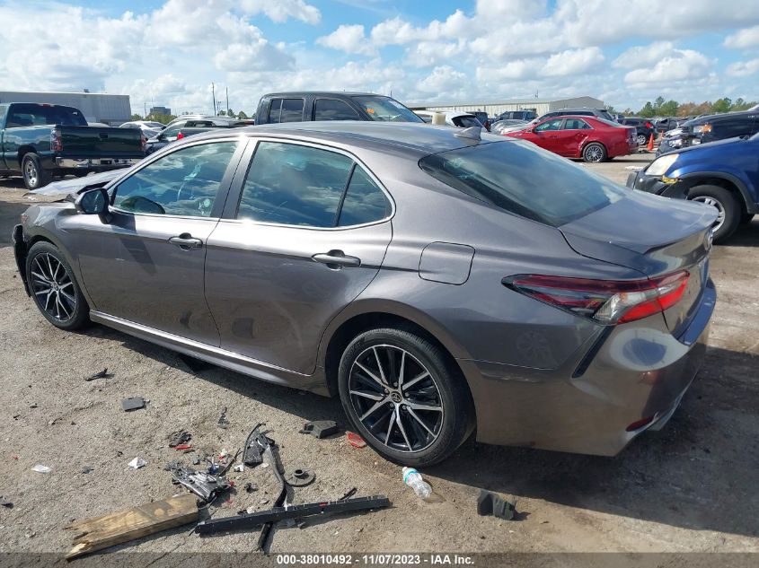 2022 TOYOTA CAMRY SE/SE NIGHT SHADE - 4T1G11AK5NU638550