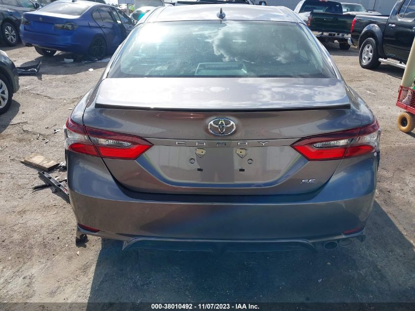 2022 TOYOTA CAMRY SE/SE NIGHT SHADE - 4T1G11AK5NU638550