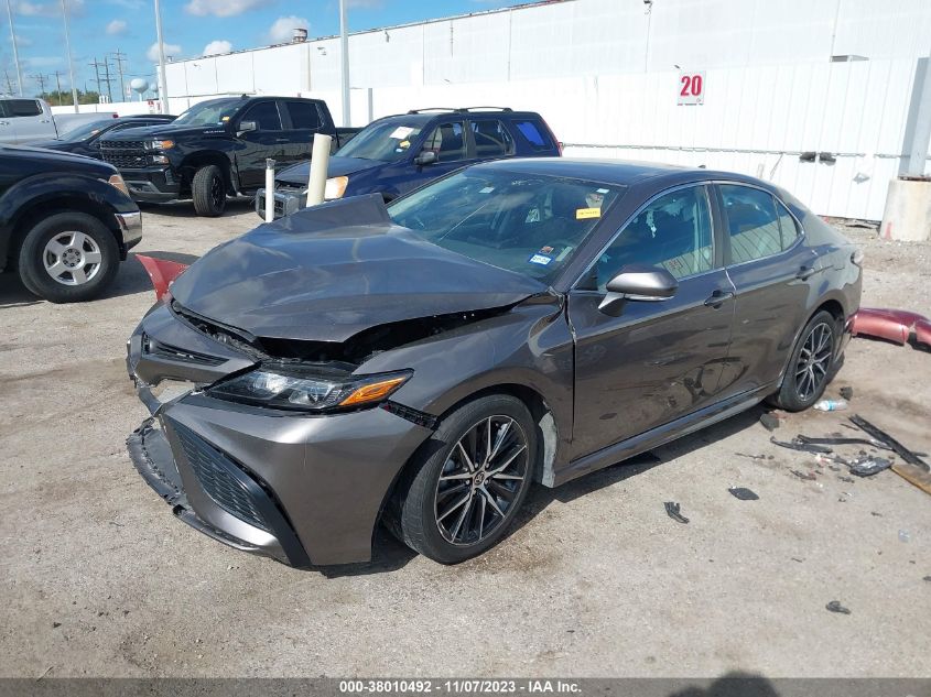 2022 TOYOTA CAMRY SE/SE NIGHT SHADE - 4T1G11AK5NU638550