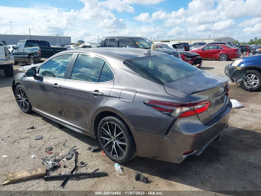 2022 TOYOTA CAMRY SE/SE NIGHT SHADE - 4T1G11AK5NU638550