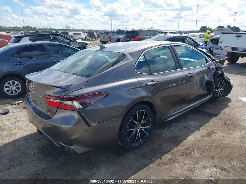 2022 TOYOTA CAMRY SE/SE NIGHT SHADE - 4T1G11AK5NU638550