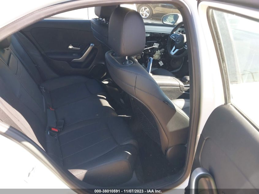 2020 MERCEDES-BENZ A 220 4MATIC W1K3G4FB9LW044465