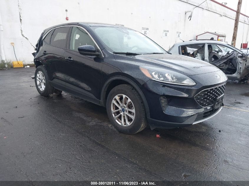 2021 FORD ESCAPE SE - 1FMCU9G62MUB06380