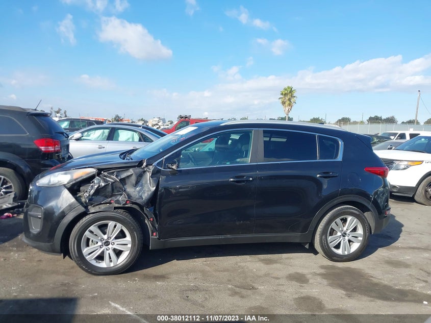VIN KNDPM3AC0J7434747 2018 KIA SPORTAGE LX