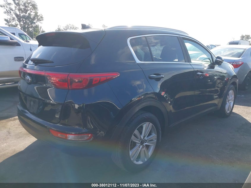 VIN KNDPM3AC0J7434747 2018 KIA SPORTAGE LX