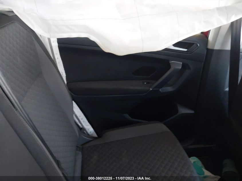 2018 VOLKSWAGEN TIGUAN S - 3VV1B7AX8JM031256