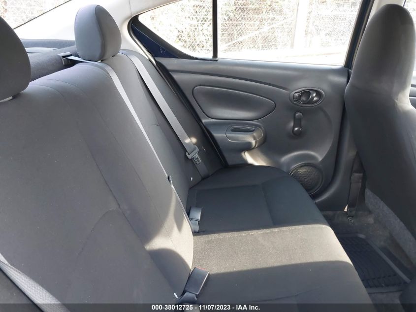 2014 NISSAN VERSA 1.6 S - 3N1CN7AP1EL862692