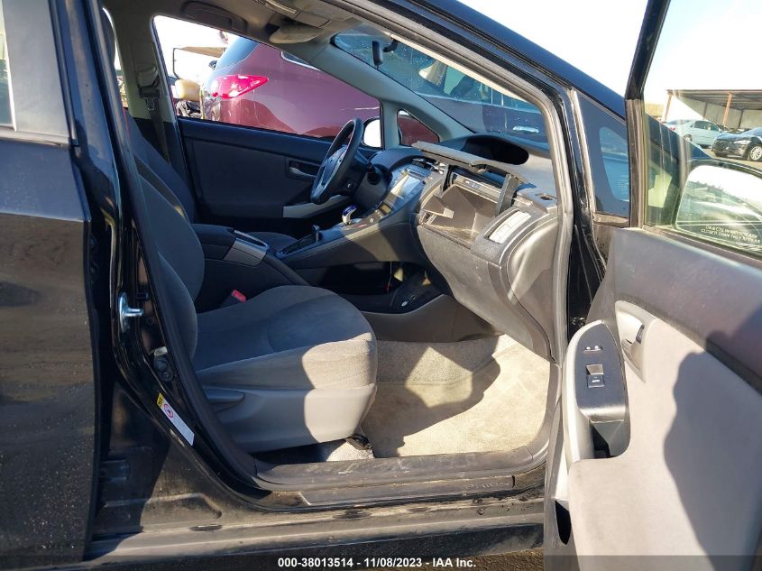 2013 TOYOTA PRIUS TWO - JTDKN3DU6D5559120