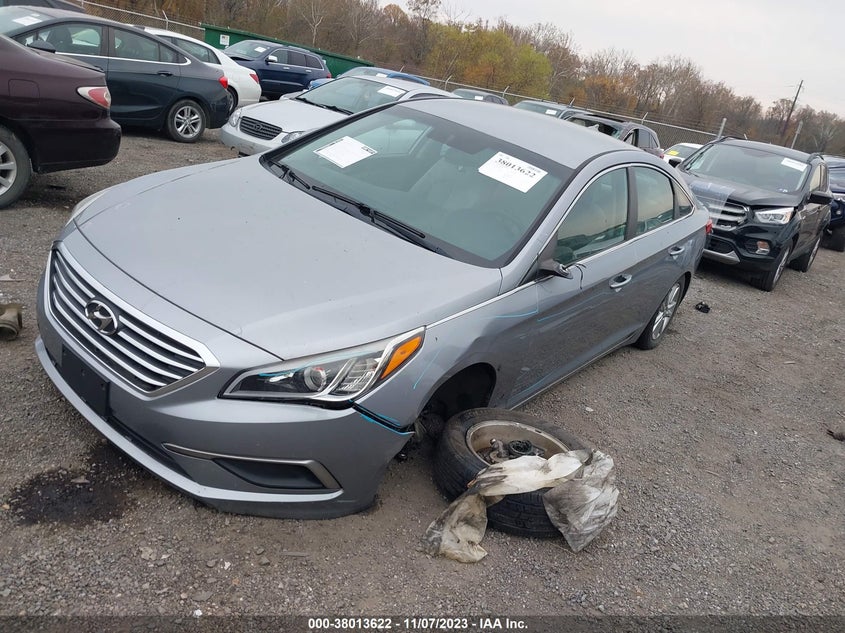 VIN 5NPE24AF2HH566394 2017 HYUNDAI SONATA SE