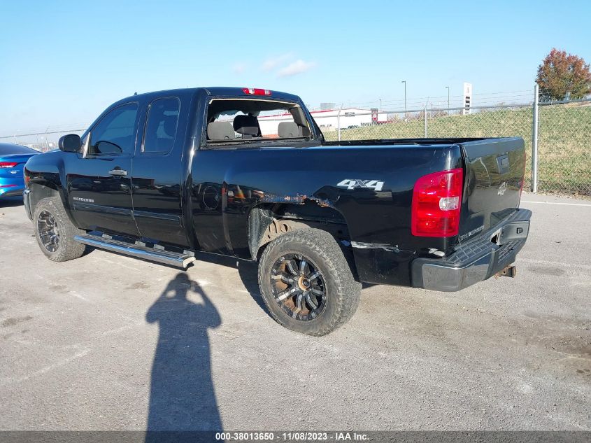 2013 CHEVROLET SILVERADO 1500 LT - 1GCRKSE76DZ122026