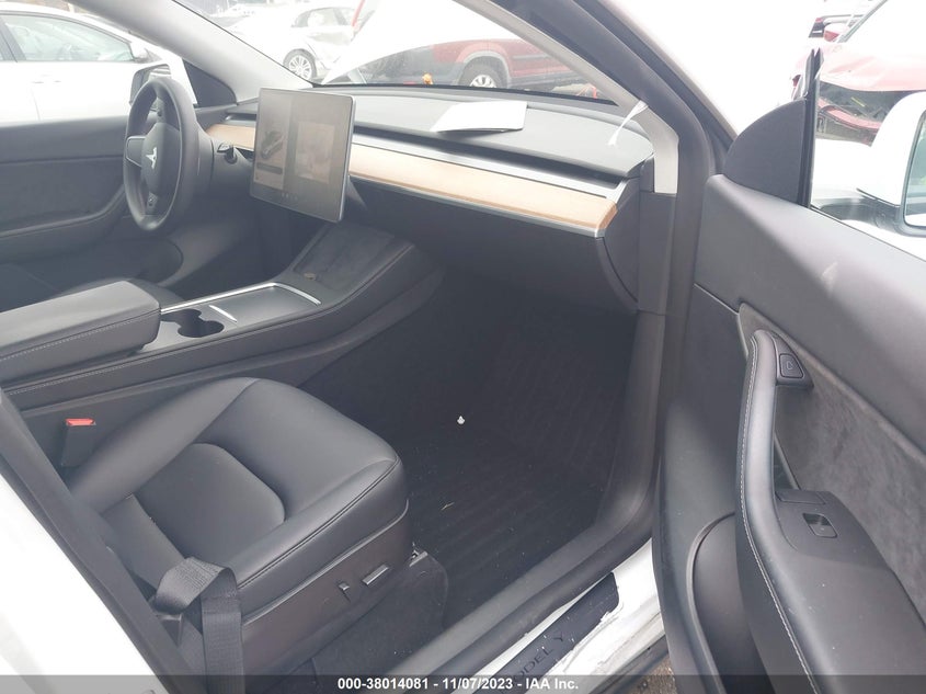 VIN 7SAYGDEEXNF401271 2022 TESLA MODEL Y