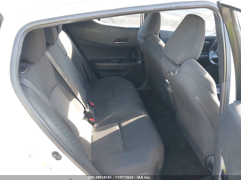 VIN NMTKHMBX8JR034252 2018 TOYOTA C-HR XLE/XLE PREMIUM