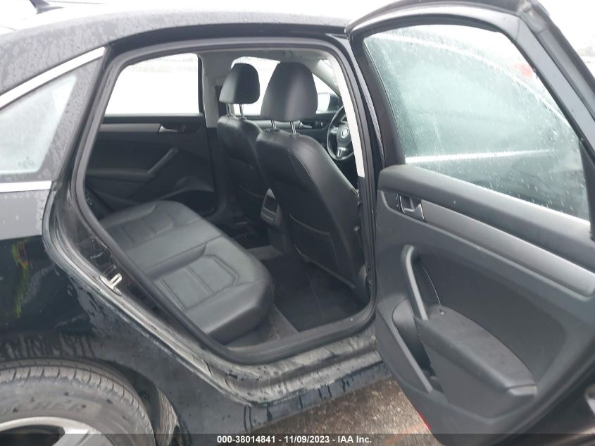 2015 VOLKSWAGEN PASSAT S - 1VWAT7A34FC119400