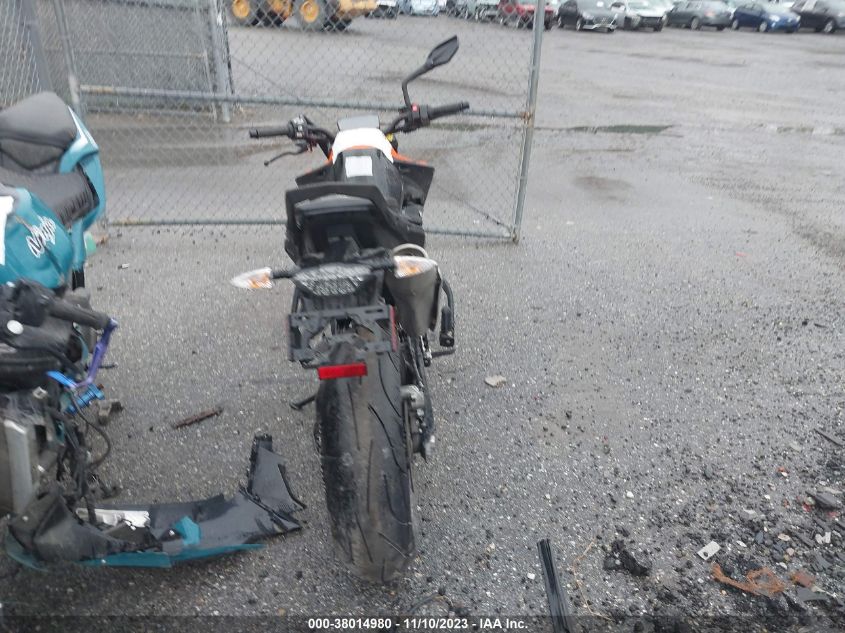 2022 KTM 890 DUKE R - VBKTU9401NM829691