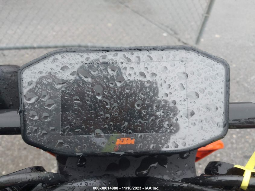 2022 KTM 890 DUKE R - VBKTU9401NM829691