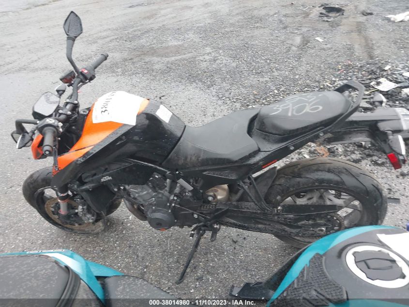 2022 KTM 890 DUKE R - VBKTU9401NM829691