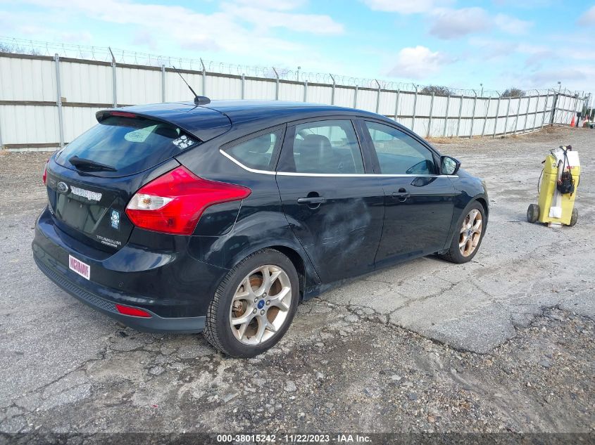 2014 FORD FOCUS TITANIUM - 1FADP3N23EL203095