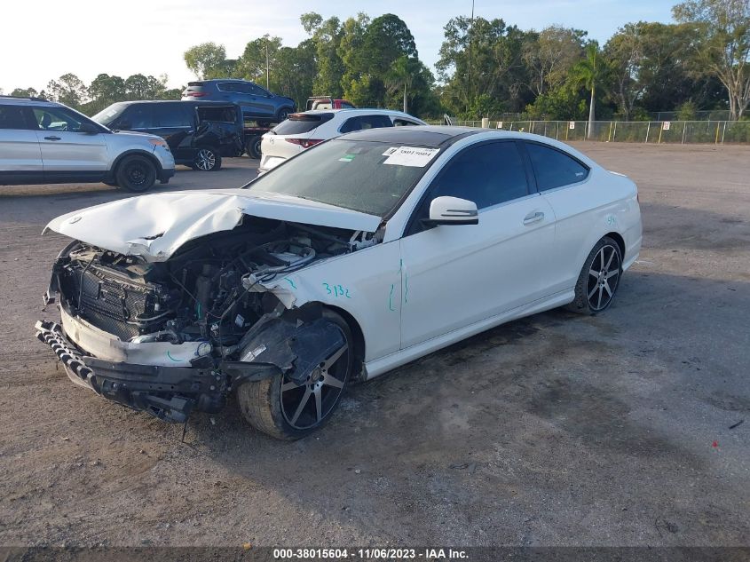2015 MERCEDES-BENZ C 250 - WDDGJ4HB2FG351085