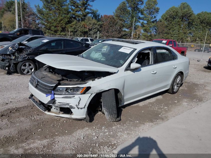 2018 VOLKSWAGEN PASSAT SE - 1VWBA7A33JC006220
