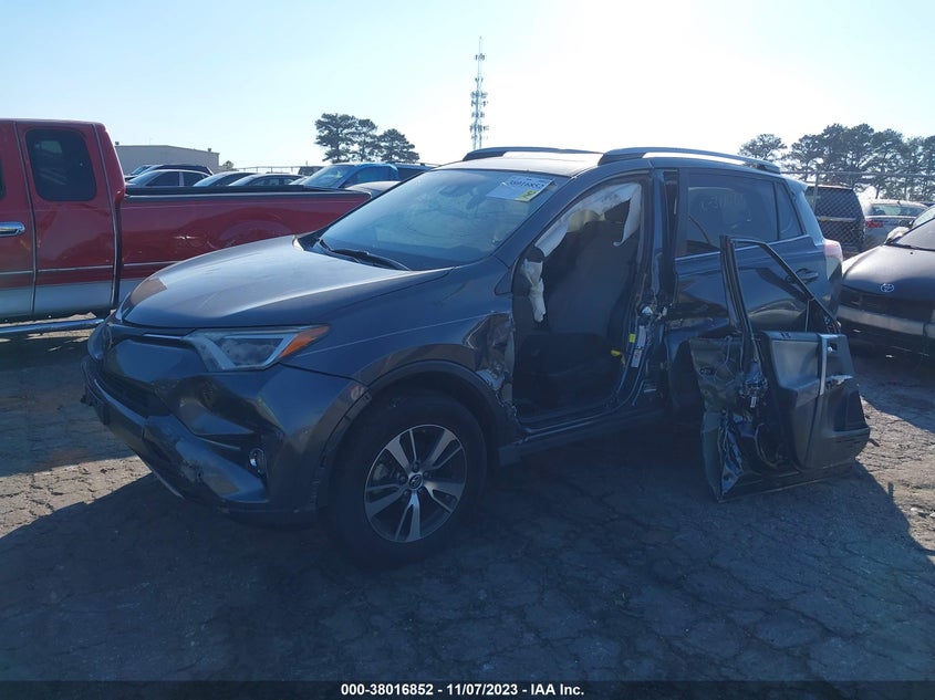 VIN JTMWFREV5HD103274 2017 TOYOTA RAV4 XLE