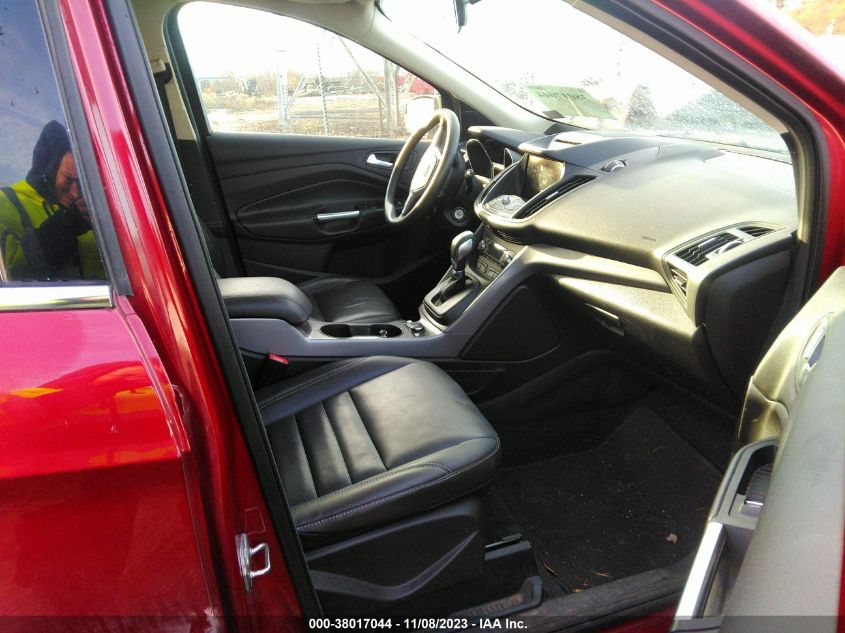 2015 FORD ESCAPE SE - 1FMCU9G98FUB01925