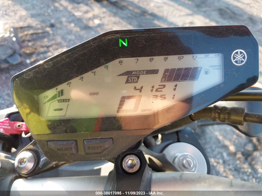 2014 YAMAHA FZ09 JYARN33E0EA003267
