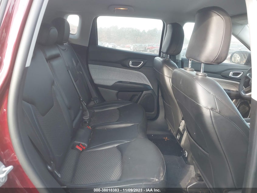 VIN 3C4NJDBB3NT165429 2022 JEEP COMPASS LATITUDE