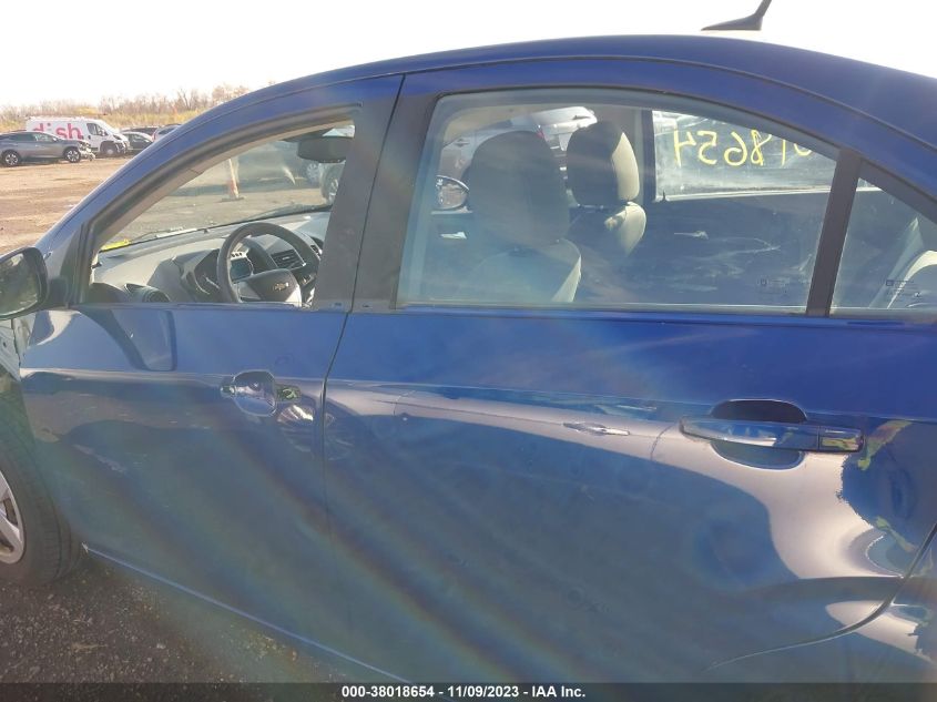 2013 CHEVROLET SONIC LS AUTO - 1G1JA5SH5D4111572