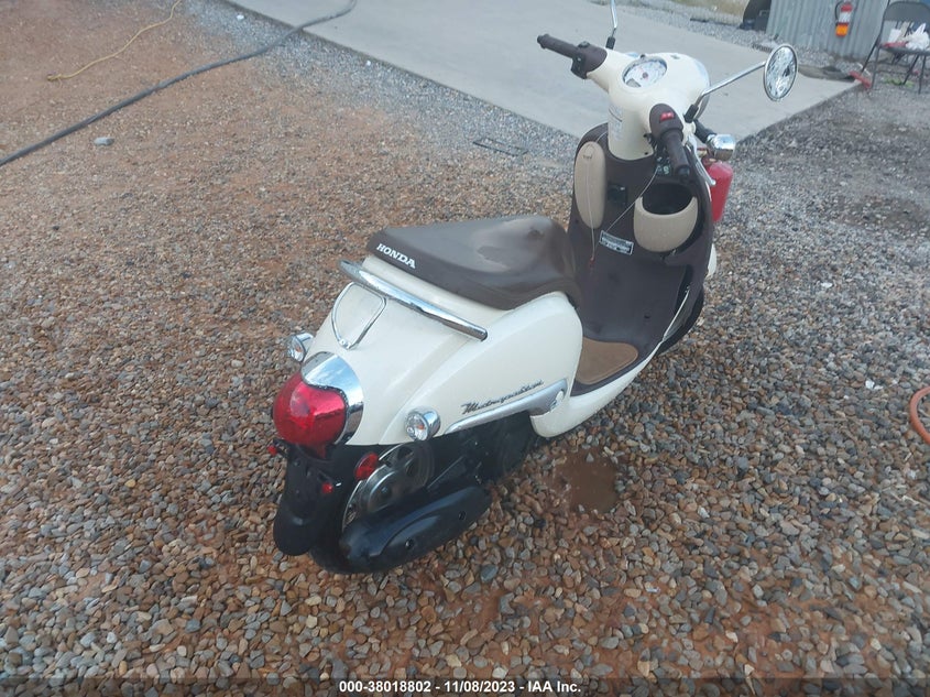 VIN JH2AF7717JK201739 2018 HONDA NCW50