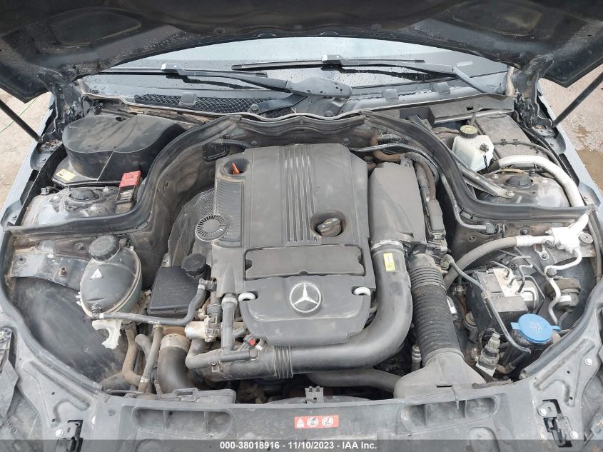 2014 MERCEDES-BENZ C 250 SPORT/LUXURY WDDGF4HBXEA952778