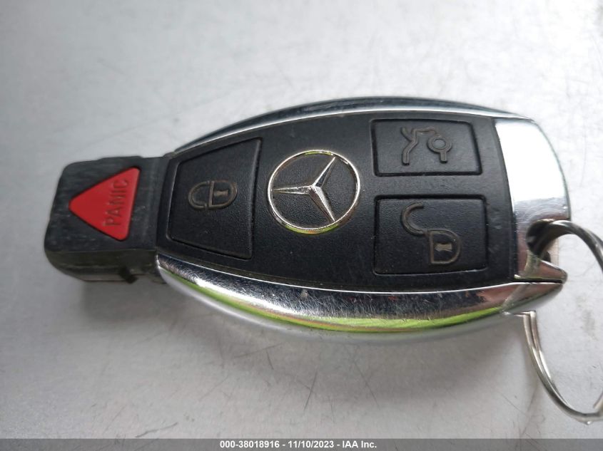 2014 MERCEDES-BENZ C 250 SPORT/LUXURY WDDGF4HBXEA952778