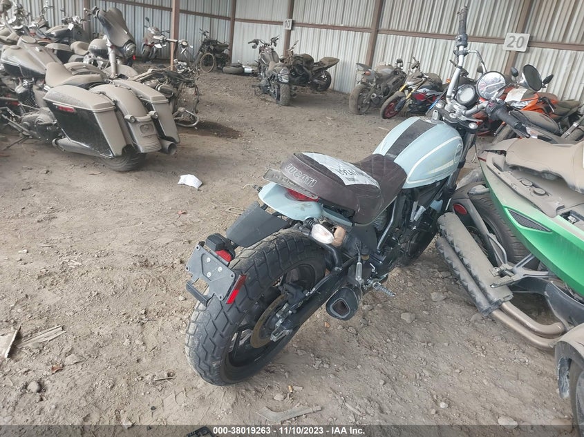 VIN ML015AXG4HT001483 2017 DUCATI SCRAMBLER