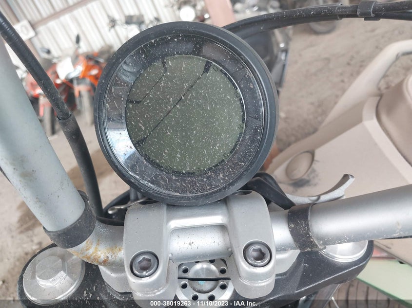 VIN ML015AXG4HT001483 2017 DUCATI SCRAMBLER