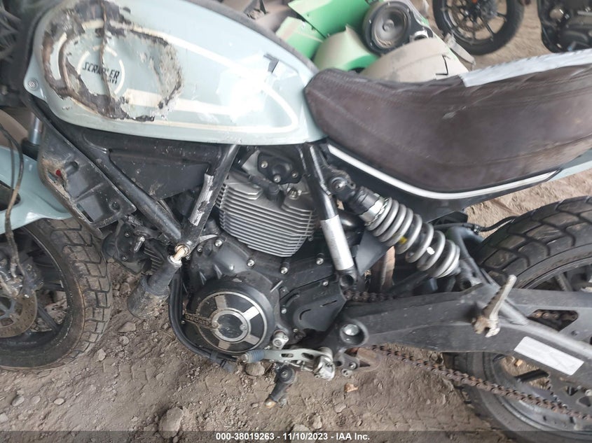 VIN ML015AXG4HT001483 2017 DUCATI SCRAMBLER