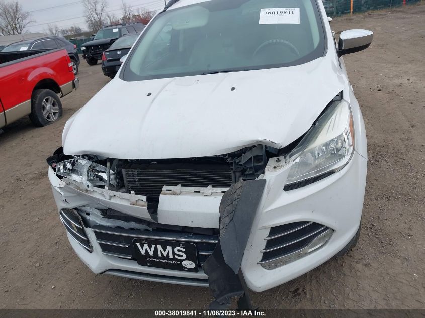 2016 FORD ESCAPE SE - 1FMCU9GX1GUC32629