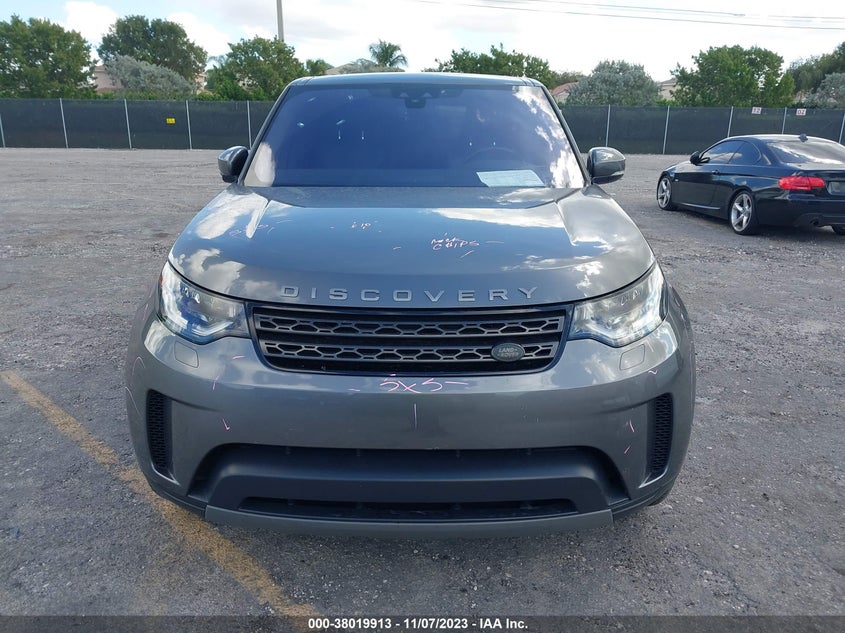 VIN SALRG2RV7JA051173 2018 LAND ROVER DISCOVERY SE