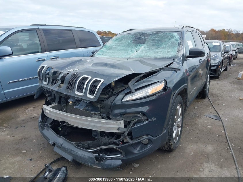 VIN 1C4PJMDB5JD571783 2018 JEEP CHEROKEE LIMITED 4X4