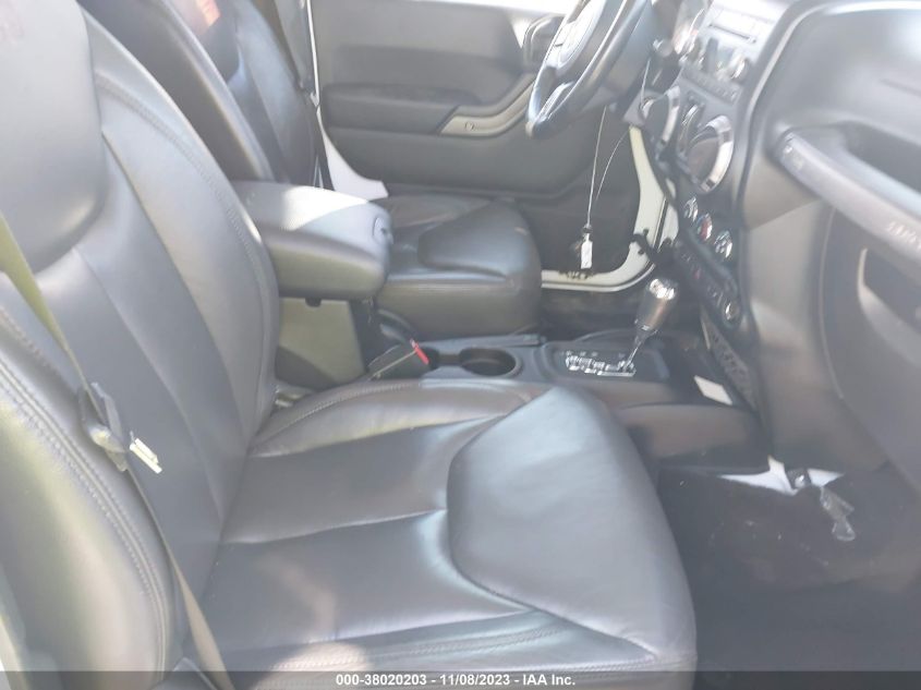 2014 JEEP WRANGLER UNLIMITED SPORT - 1C4BJWDG9EL208741
