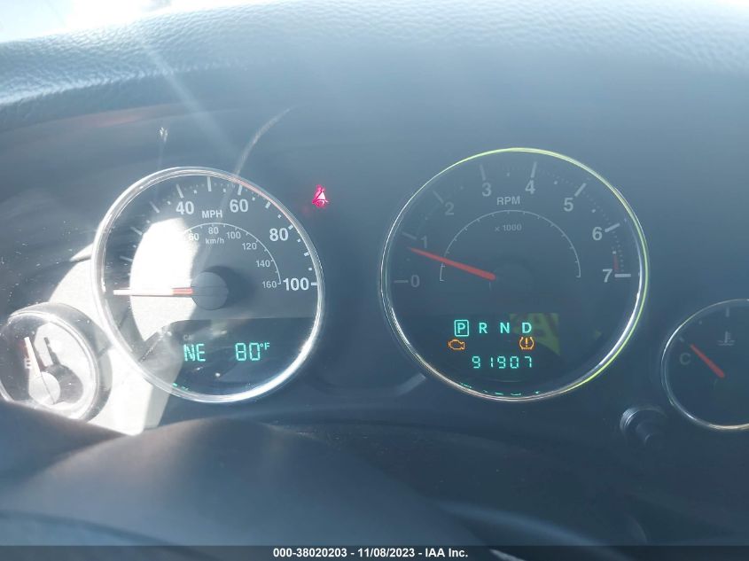 2014 JEEP WRANGLER UNLIMITED SPORT - 1C4BJWDG9EL208741
